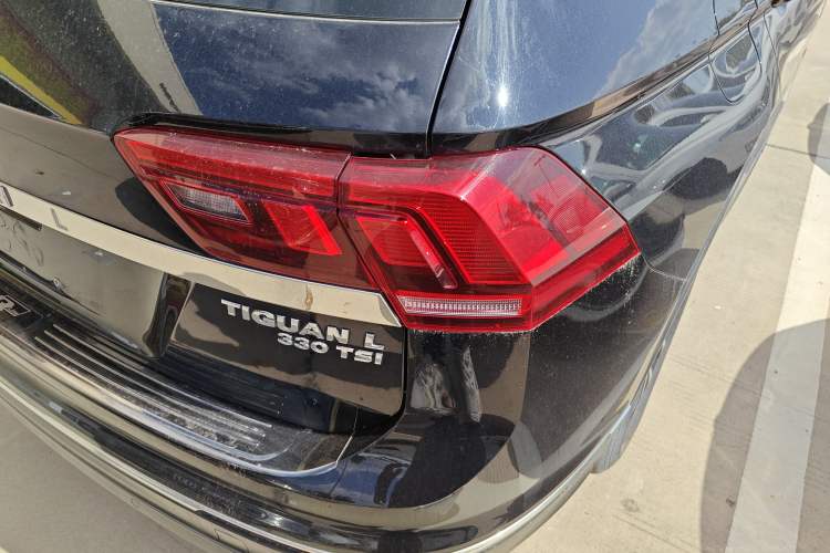 Used Volkswagen Tiguan L 2018 330TSI Automatic Two-Wheel Drive Luxury Edition
