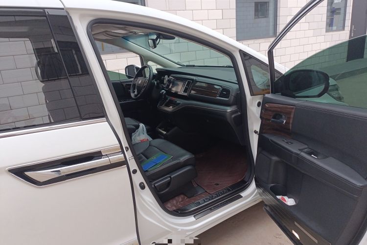 Used Honda Elysion 2016 2.4L Supreme Edition
