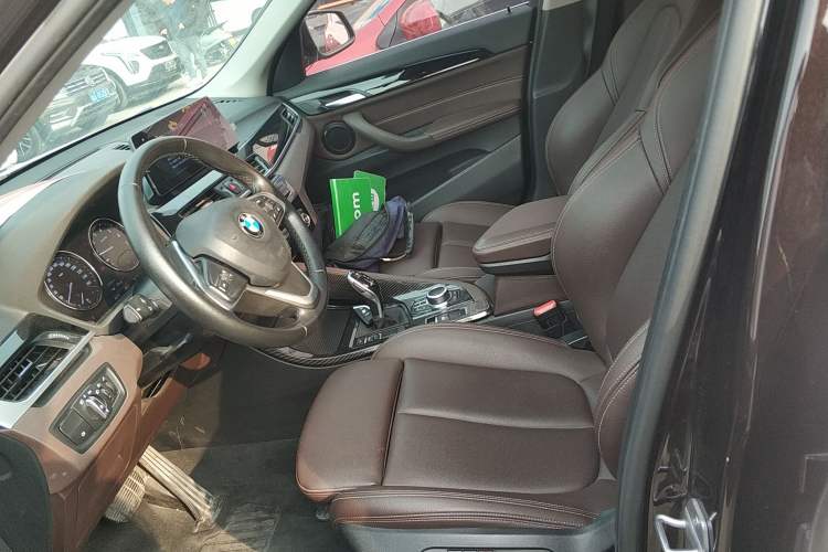 Used BMW X1 2020 sDrive25Li Leading Model
