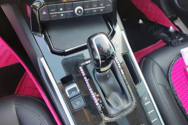 Used Wey VV7 2017 2.0T Ultra-Luxury Version