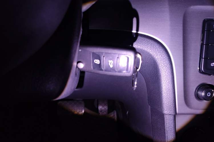 Used Volkswagen Lavida 2013 Restyled Classic 1.6L Automatic Comfort Edition