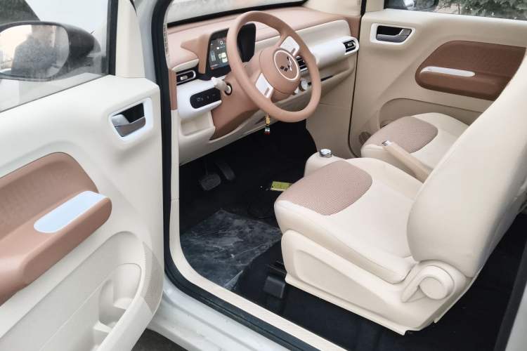 Used Wuling Hongguang MINIEV 2024 3rd Generation 215km Youth Edition