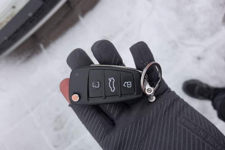 Used Chery QQ Ice Cream 2022 170km Sundae Phosphate Lithium-Ion