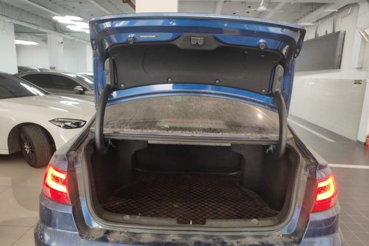 Used Geely Auto Emgrand GL 2018 1.4T DCT Prestige Smart Connectivity Version
