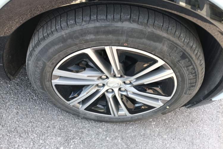 Used Cadillac LYRIQ 2022 Rear-Drive Long-Range Prestige Edition
