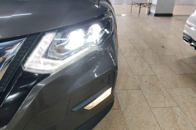 Used Nissan X-Trail 2021 2.0L CVT 2WD XL Premium Commemorative Edition
