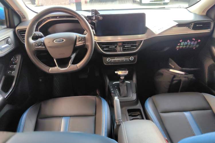 Used Ford Focus 2021 Sedan 1.5L Automatic Sharp Edition