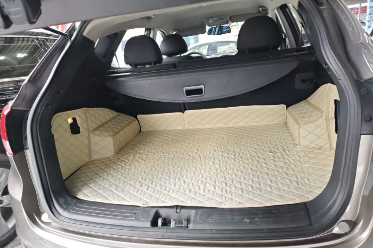 Used Hyundai ix35 2015 2.0L Manual Two-Wheel Drive Comfort Version China IV Standard
