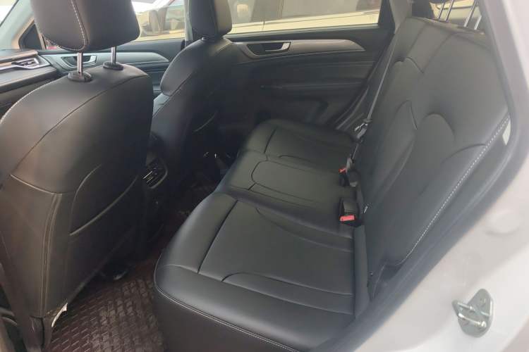 Used Haval M6 2023 PLUS 1.5T DCT Luxury Smart Connectivity Model