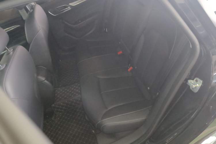 Used Roewe i6 2017 20T Manual Luxury Edition
