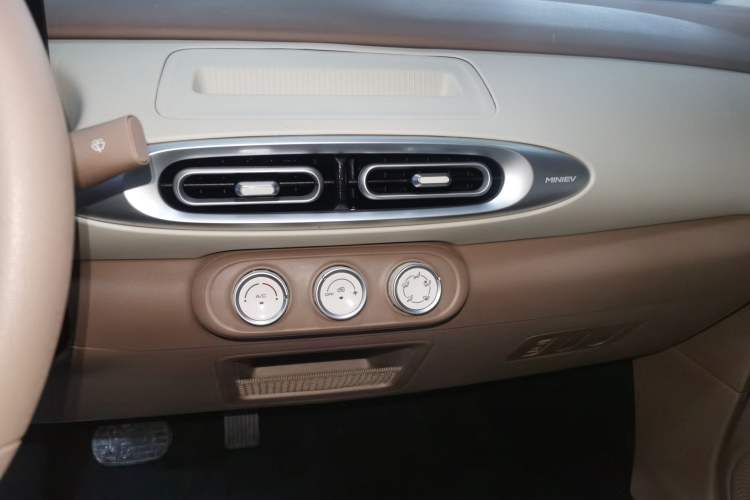 Used Wuling Hongguang MINIEV 2025 Four-Door Version Advanced Edition