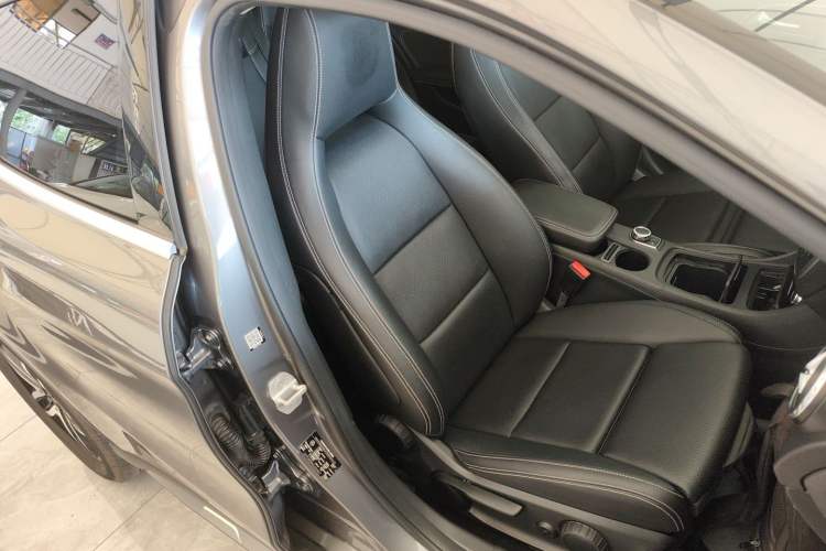 Used Mercedes-Benz GLA 2016 GLA 200 Fashion Model
