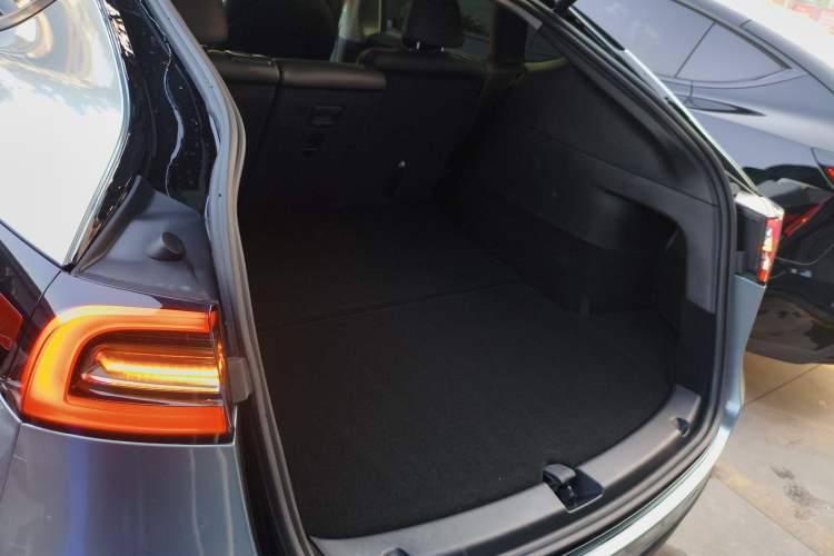 Used Tesla Model Y 2022 Revised Version Long-Range All-Wheel Drive