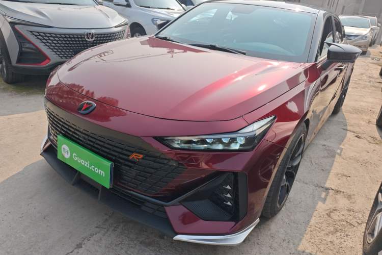 Used Changan UNI-V 2022 1.5T Prestige Version