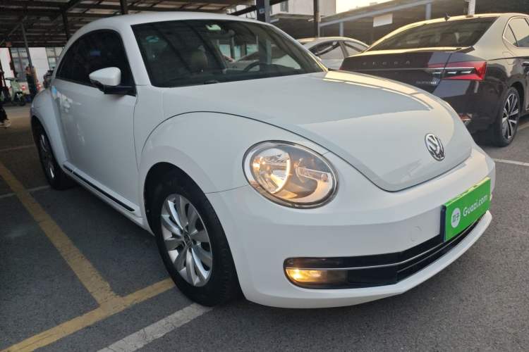 Used Volkswagen Beetle 2015 180TSI model
