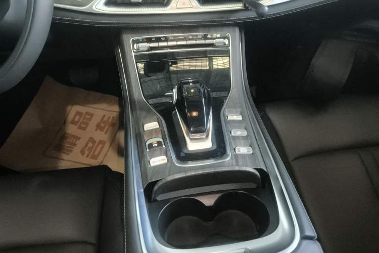 Used  E5 2024 Honor Edition 100KM Deluxe 7-Seater