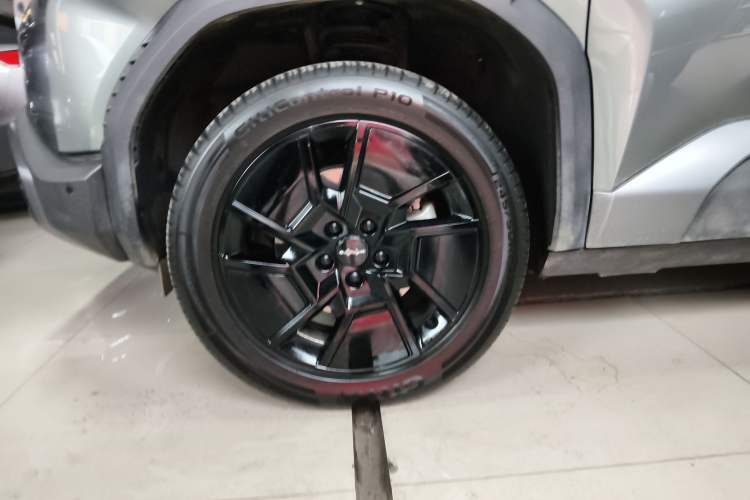 Used  Titanium 3 2025 501 km All-Wheel Drive Intelligent Driving Max Edition
