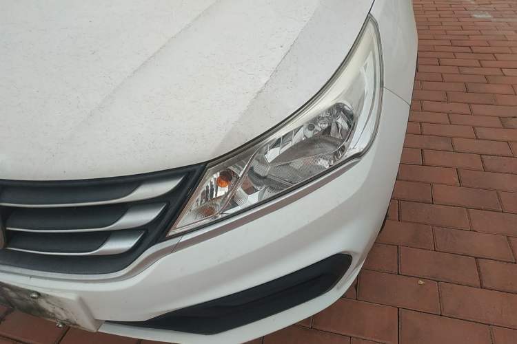 Used Baojun 310 2016 1.2L manual Comfort trim level
