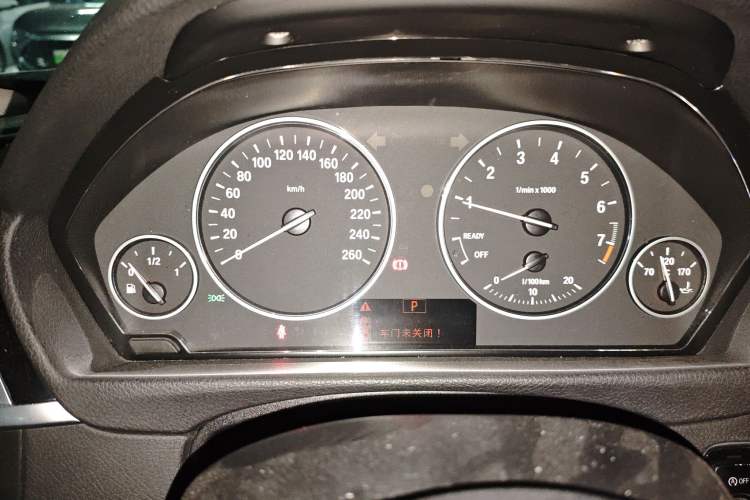 TDK.VehicleDetails.img