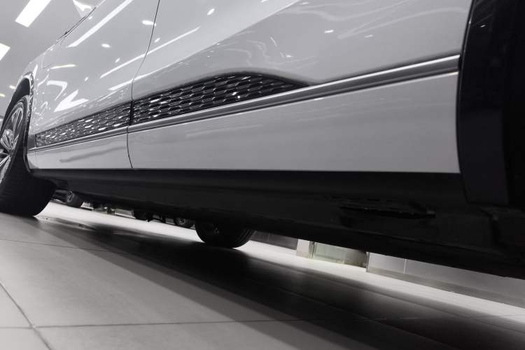 Used Hongqi E-HS9 2021 460 km Range Flagship Edition 7-Seater