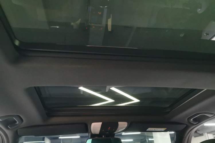 Used Mercedes-Benz GLK-Class 2015 GLK 260 4MATIC Fashion Edition Ultimate Version