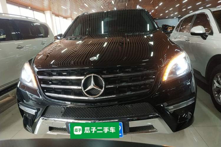 Used Mercedes-Benz M-Class 2014 ML 400 4MATIC Dynamic Model

