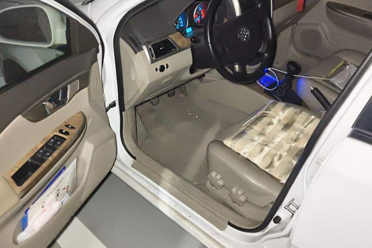 Used Buick Excelle 2015 1.5L Manual Luxury Model