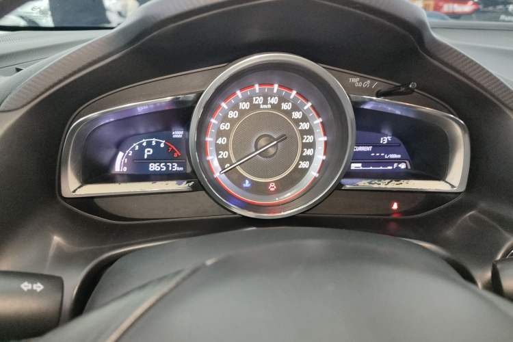 Used Mazda Mazda 3 Axela 2016 Sedan 1.5L Automatic Comfort Model
