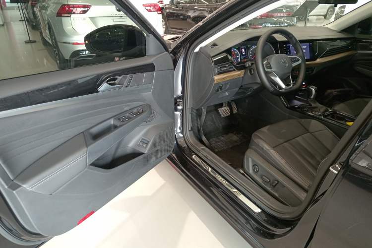 Used Volkswagen Passat New Energy 2022 430 PHEV Hybrid Business Edition
