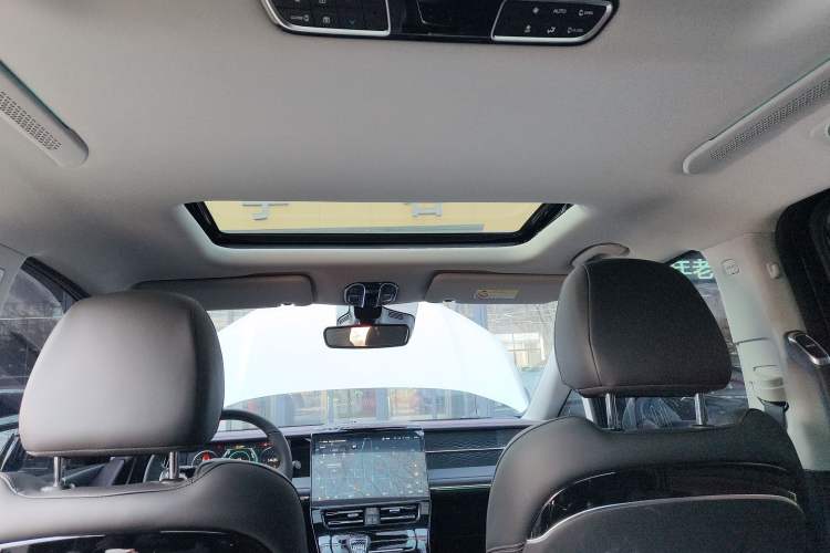 Used GAC Trumpchi M8 2024 Master Series Super Hybrid Edition