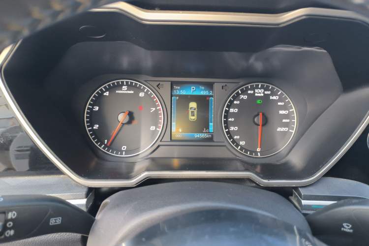 Used Zotye T700 2017 1.8T Dual-Clutch Luxury Model
