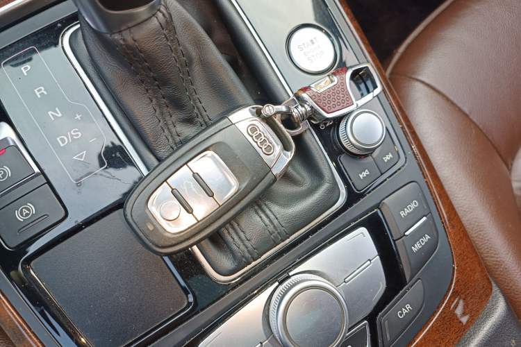 Used Audi A6L 2014 TFSI Comfort Model
