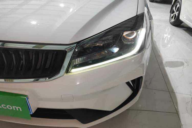 Used Geely Auto Emgrand 2021 UP 1.5L Manual Luxury Model
