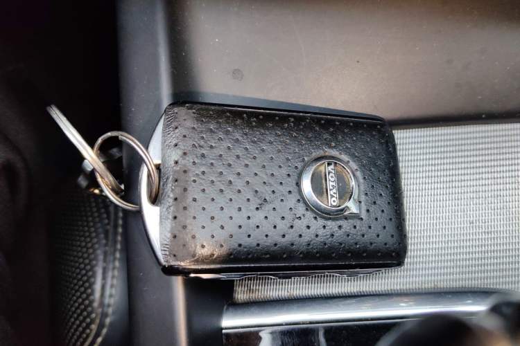 Used Volvo XC60 2018 T5 4x4 Smart & Sporty Edition
