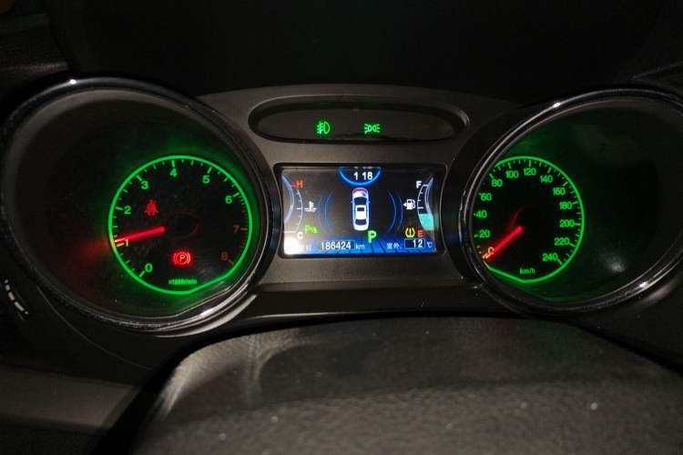 Used BYD G5 2014 1.5TID Automatic Flagship Model