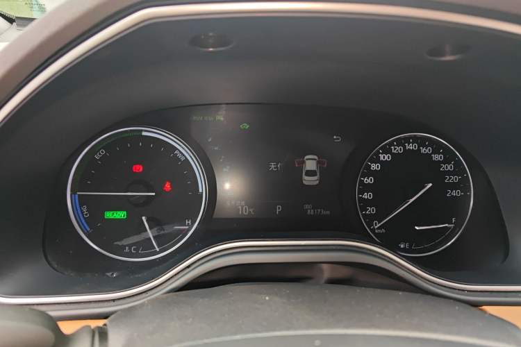 Used Toyota Avalon 2019 Dual-Engine 2.5L XLE Prestige Version China VI Standard
