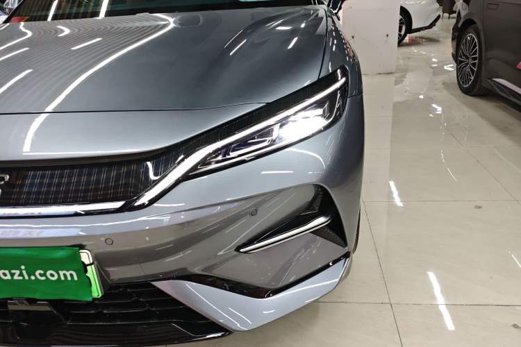 Used BYD Song L EV 2025 Intelligent Driving Version 662 km LiDAR Excellence Edition
