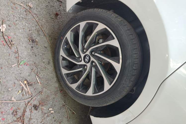 Used Hyundai Elantra 2019 1.5L CVT ZhiXuan – Elite Version
