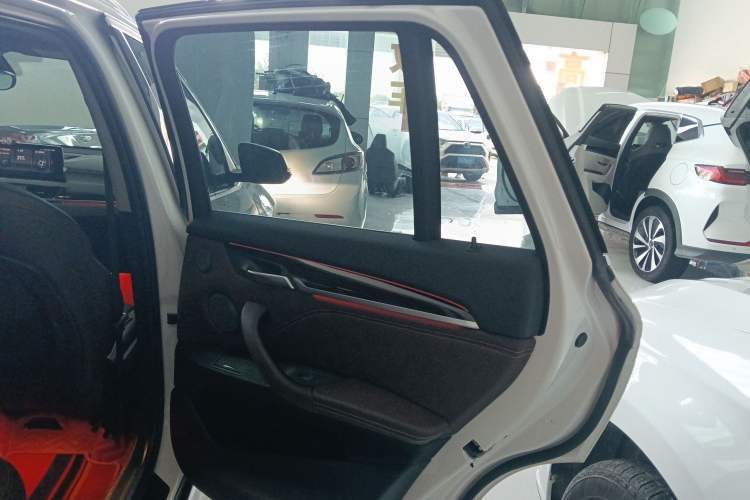 Used BMW X1 2022 Updated xDrive25Li Premium Edition
