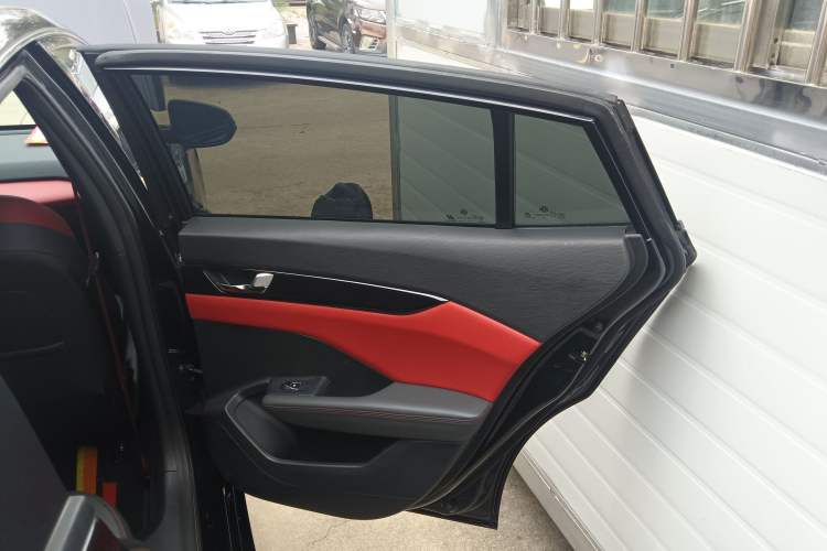 Used Dongfeng Aeolus Yixuan 2021 230T Automatic Zuiying Knight Edition
