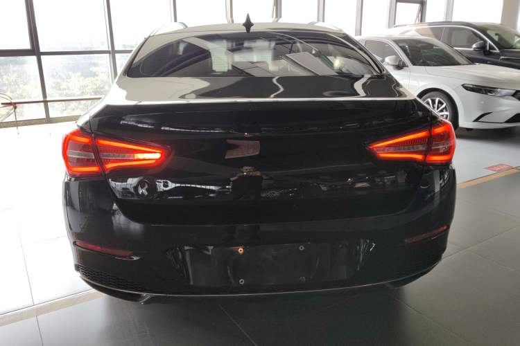 Used Hongqi H5 2019 30TD Dynamic Edition
