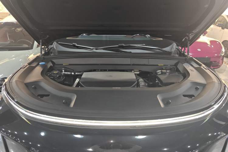 Used Li Auto L9 2024 Ultra Model
