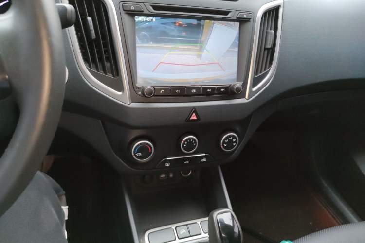 Used Hyundai ix25 2015 1.6L Automatic Two-Wheel Drive Smart GLS Trim