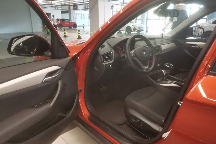 Used BMW X1 2014 sDrive18i Fashion Model
