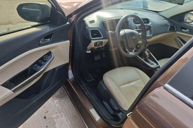 Used Ford Escort 2015 1.5L Automatic Comfort Model
