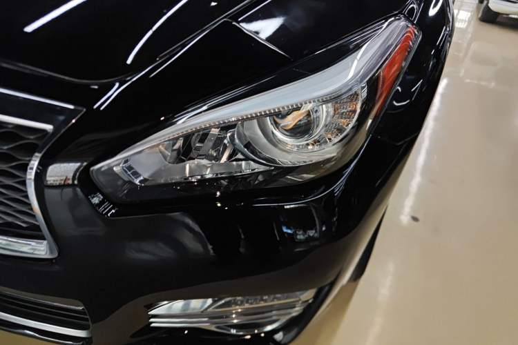 Used Infiniti Q70 2015 Q70L 2.5L Elite Edition
