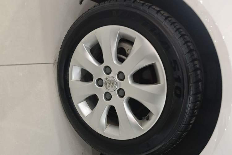 Used Buick Regal 2015 1.6T Leading Technology Model
