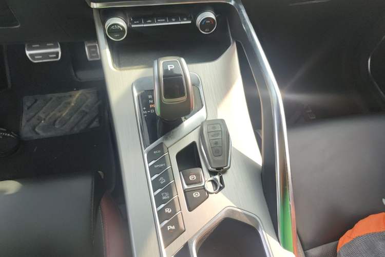 Used Geely Auto Coolray 2019 Sport Version 260T DCT Battle China VI Standard
