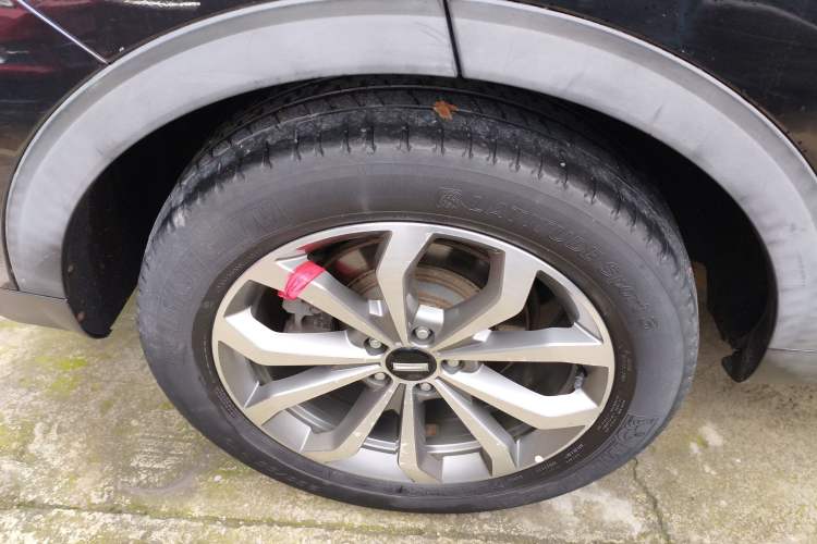 Used Wey VV6 2018 2.0T Two-Wheel Drive Flagship Version China V Standard
