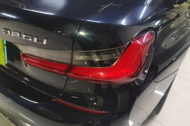 Used BMW 3 Series 2021 Second Facelift 325Li xDrive M Sport Package